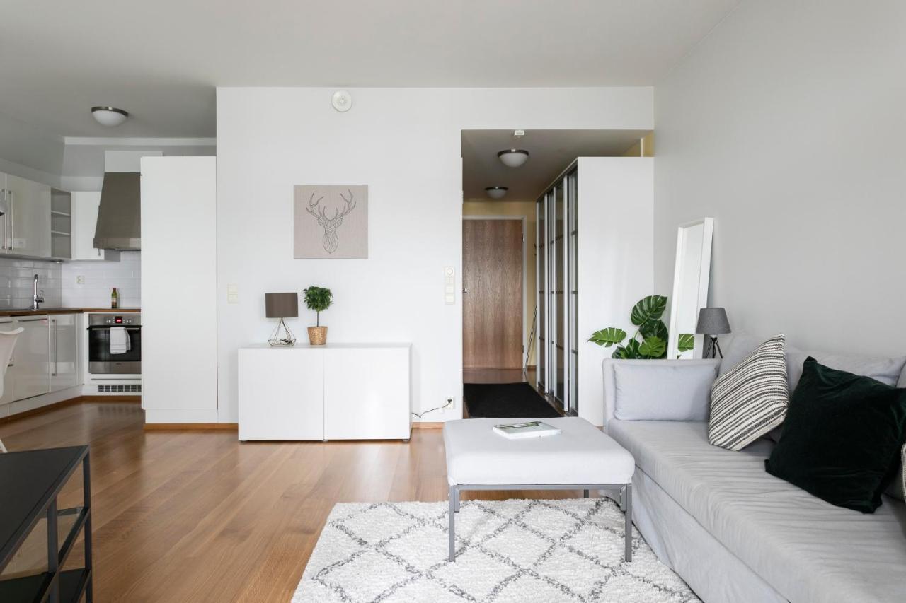 2Ndhomes Luxury Kamppi Center Apartment With Spa And Terrace Helsinki Bagian luar foto